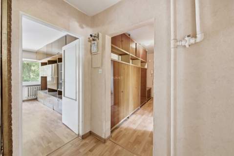 Pierwsze piętro Dwa pokoje Balkon