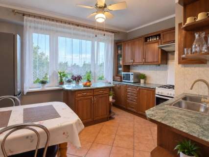Wrzosowiak 2 pokoje duży balkon do odświeżenia