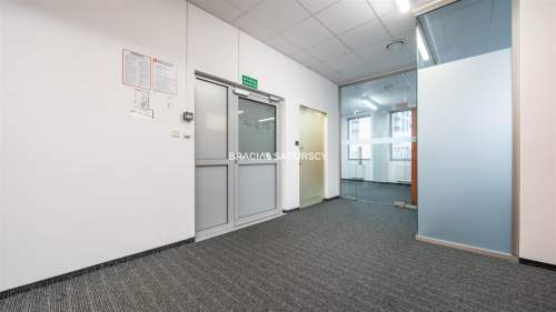 Powierzchnia biurowa z parkingiem - 250m2