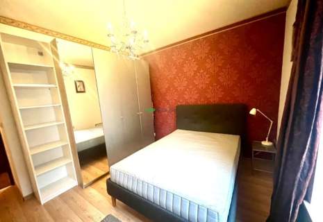 Salon z aneksem i sypialnia, balkon, garaż