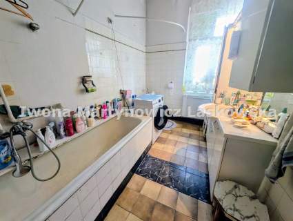 Bezczynszowe mieszkanie w kamienicy, 121 m2, ogród