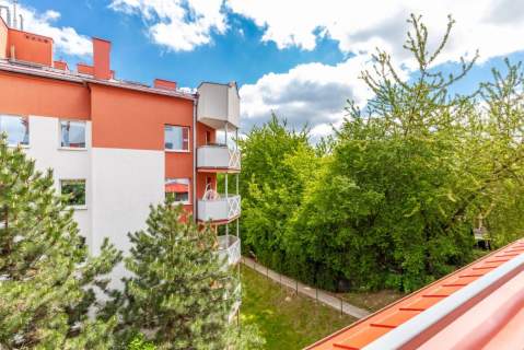 3 pokoje balkon doskonała lokalizacja