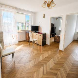 Przestronne 3 pokoje do własnej aranżacji.