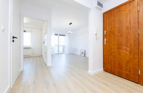 3 Pokoje Balkon Po kapitalnym remoncie