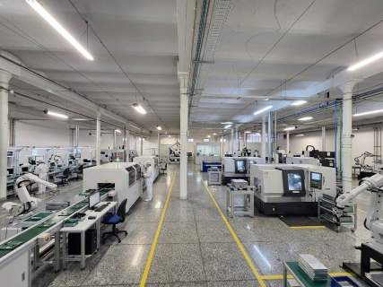 magazyn 900 m2
