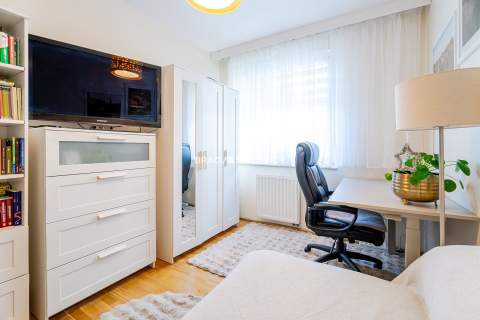 3 pokoje 1. piętro balkon ul. Przewóz