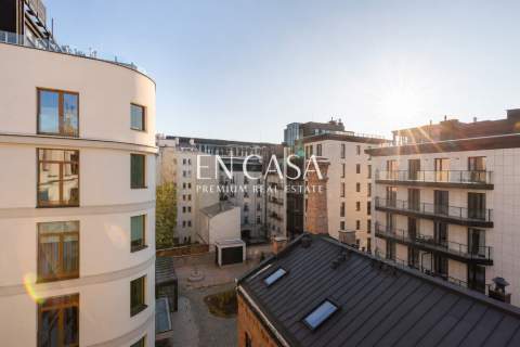 245 m2 /stan deweloperski / Emilii Plater