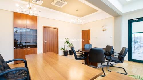 Biuro na wynajem/ 68m2