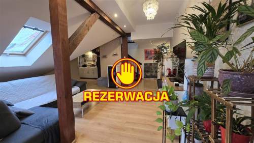Duże poddaszowe mieszkanie z antresolą - Borne Sul