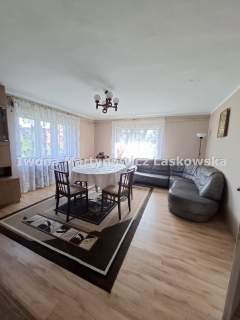 Dom wolnostojący budynki gospodarcze, 12 arów