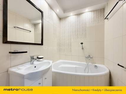 2-pokoje 48 m 200 m od metra Imielin balkon
