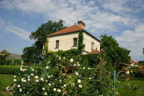 Przetarg - hotel wyposażenie