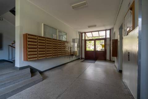 3 pokoje z balkonem KW niski czynsz