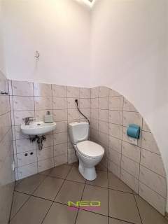 Lokal biurowy 3 pomieszczenia łazienka i kuchnia