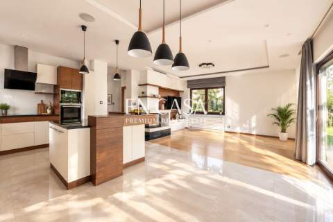 Ursynów Rodzinny dom 220m2 Bajkowy ogród