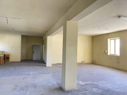 Magazyn / Hala produkcyjna z biurami 800 m2 Wołomin
