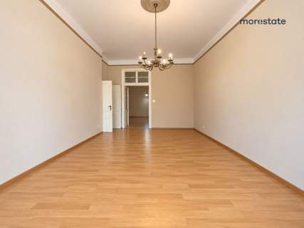 Przestronny lokal na Starym Mieście
