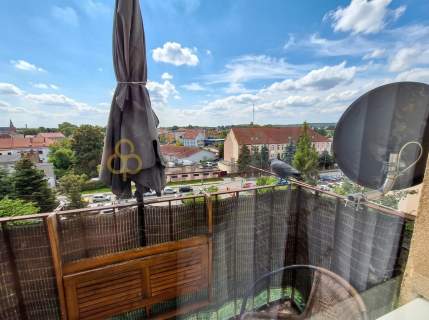 Mieszkanie z balkonem w centrum Żar.