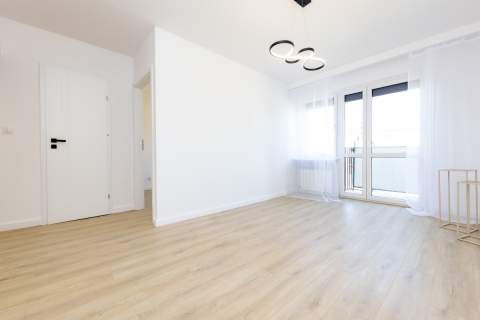 3 Pokoje Balkon Po kapitalnym remoncie