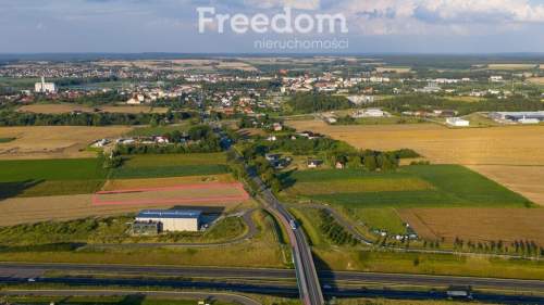 Działka pod budowę mieszkalno-usługową