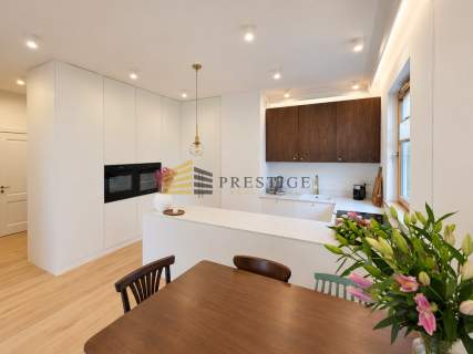 Elegancki apartament z ogrodem