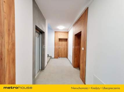 3 pokojowy apartament na 1 piętrze - centrum