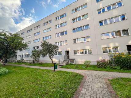 Trzypokojowe odnowione mieszkanie na Rakowcu
