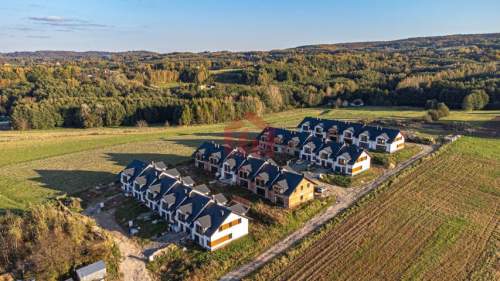 Segment narożny z garażem 139m2 WIDOK na las