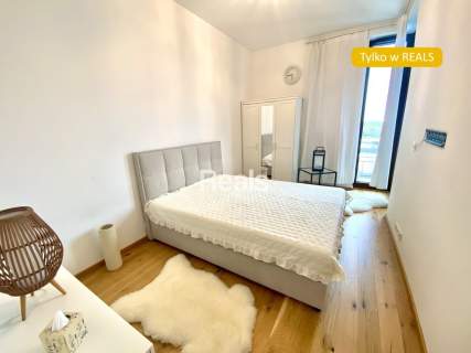 Lux 2 pok. z m. postojowym Marina Mokotów przy WUM
