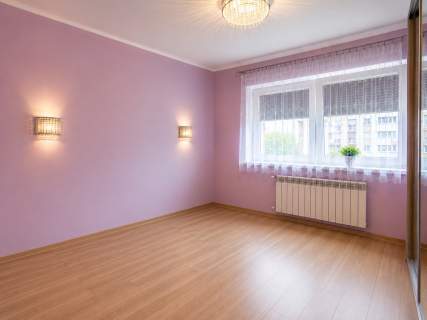 Zadbane 3 pokoje z balkonem na Olechowie