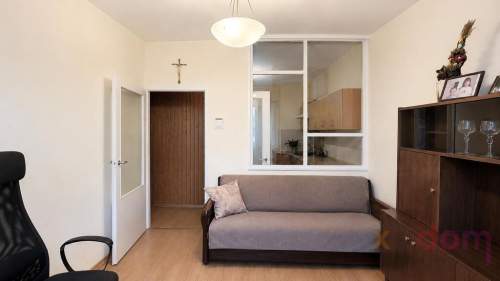 3 POKOJE 46 m BALKON - dobra lokalizacja