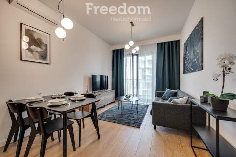 Apartament z balkonem Pierwsza Dzielnica