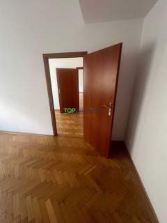 Przestronne i eleganckie biuro w kamienicy