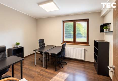 Dom wolnostojący na sprzedaż w Cholerzynie 215m2