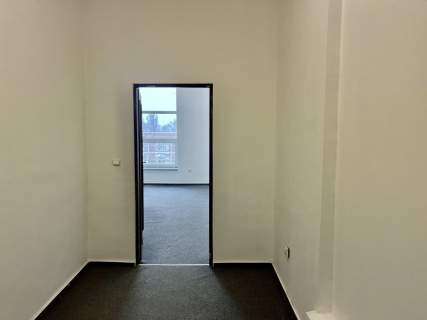 Prodykcja/magazyn/biuro 37 m2 na Piłsudskiego 135h