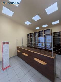 Lokal przy Hali Targowej 82 m2 Witryna