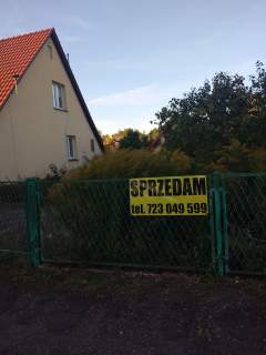 Dom jednorodzinny, w zabudowie bliźniaczej i działka