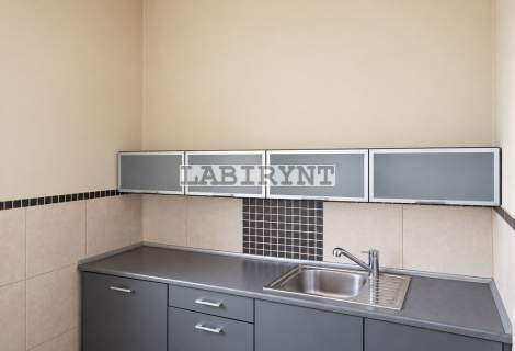 Lokal 400m2, biura, magazyny, produkcja, parking