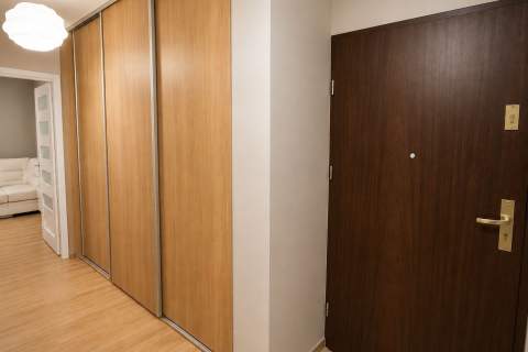 Luboń, zadbane 2-pokojowe z balkonem i piwnicą