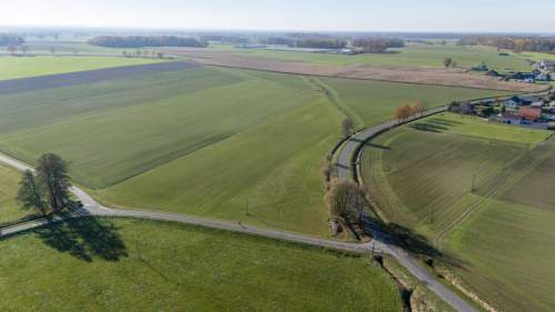 Działka budowlana 1070m2 Dzielna