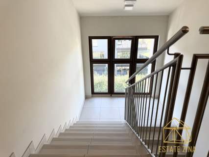 KAWALERKA BRONOWICE BALKON KLIMATYZACJA