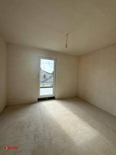 Apartament 4pok z dużym balkonem na ostatnim piętrze
