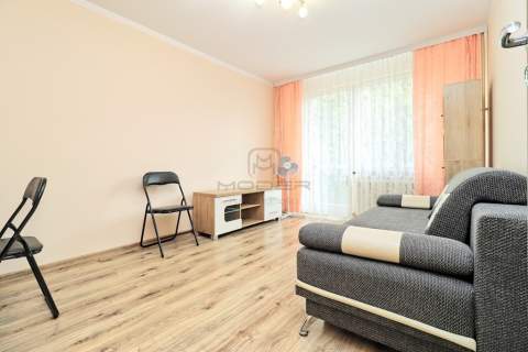 Świetne 2 pokoje z osobną kuchnią Walczaka