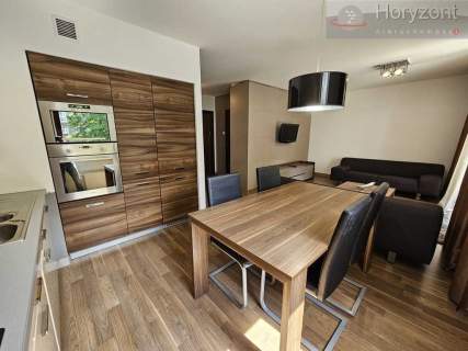 Apartament 3pok.,winda, garaż, balkon - Centrum