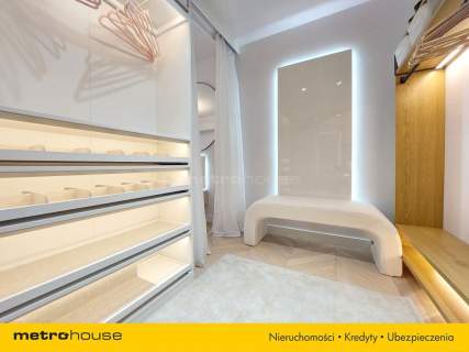 LUKSUSOWY APARTAMENT, 2 MJC POSTOJOWE, KOMÓRKA