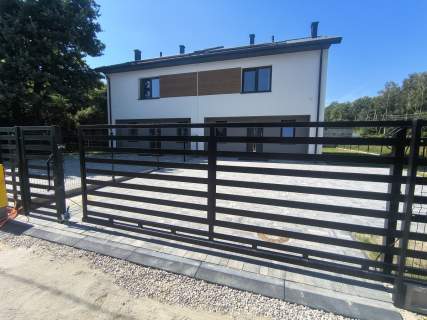 Dom 102m2, 427m2 działka, blisko stacji PKP