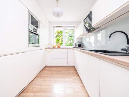 4 pokoje 93,5 m 2 miejsca w garażu Bemowo