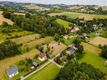 Działka w cichej i zielonej miejscowości Brzana