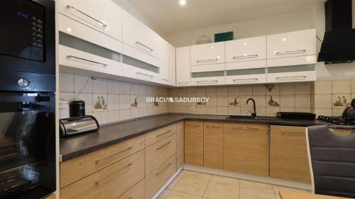DOM 100M2 SZCZYRZYC 4 POKOJE CENTRUM 5 ARÓW