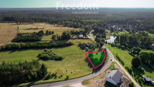 Malowniczo położona działka 800 m2 z MPZP